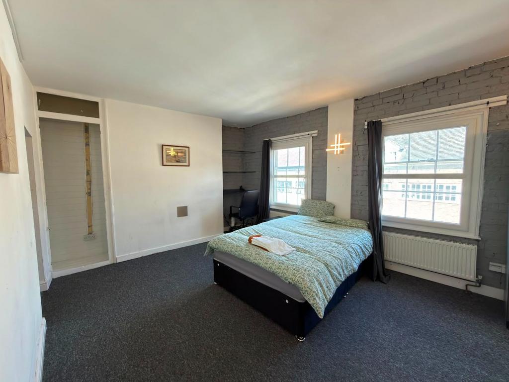Apartment in Nottingham - View 5