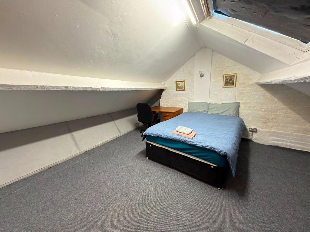 Apartment in Nottingham - More