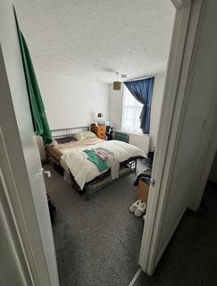 1 bedroom flat to rent, 21 Green Hills Road