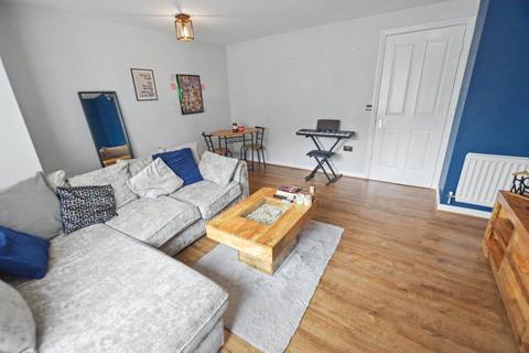 2 bedroom apartment for sale, Tavistock Park, Leeds, West Yorkshire