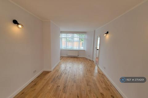 3 bedroom semi-detached house to rent, Parkside Avenue, Bexleyheath, DA7