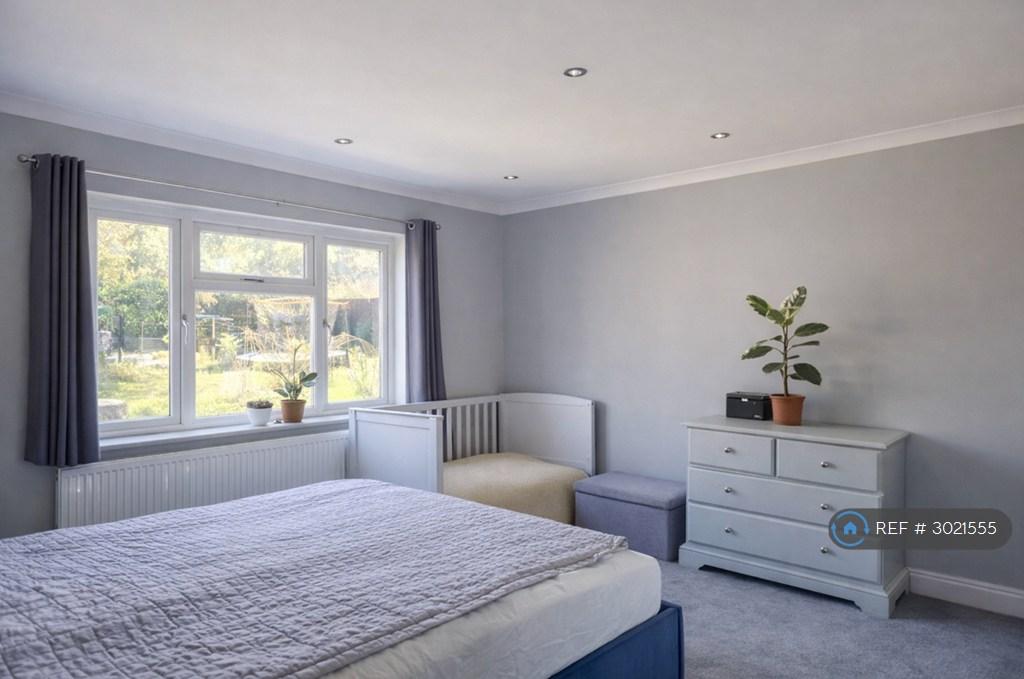 House in Orpington - View 5