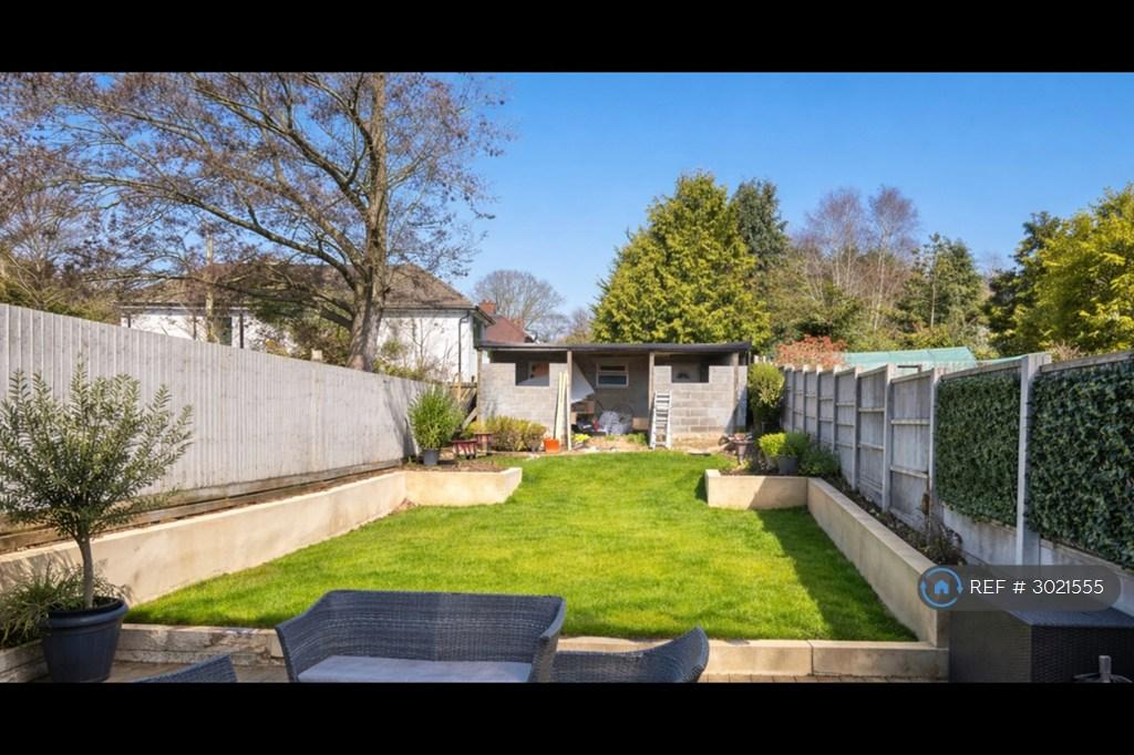 House in Orpington - More