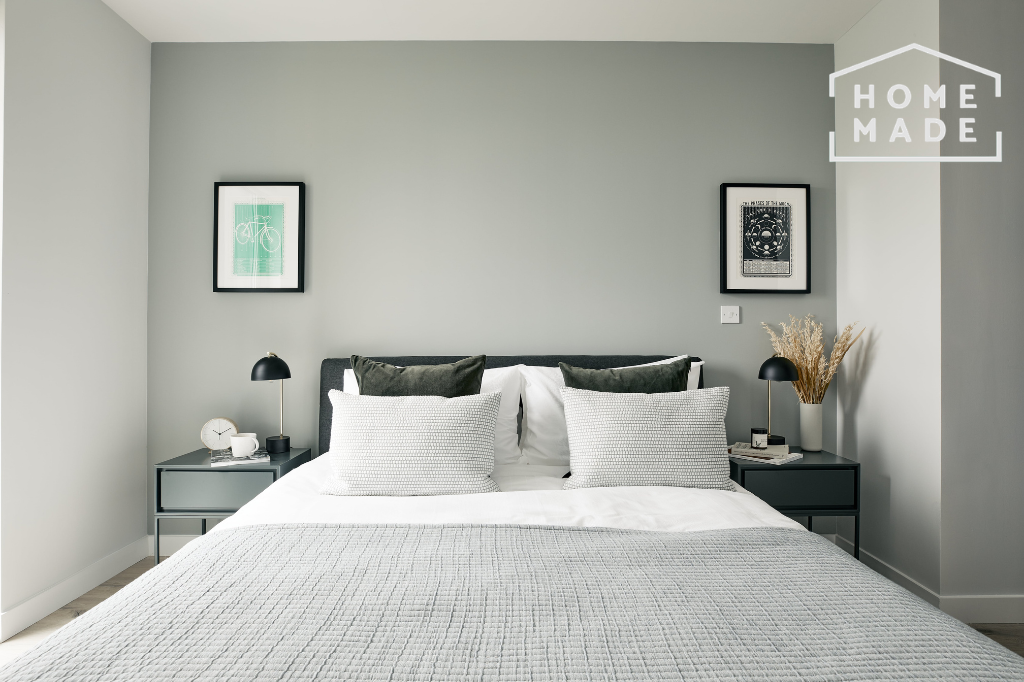 Apartment in London - More