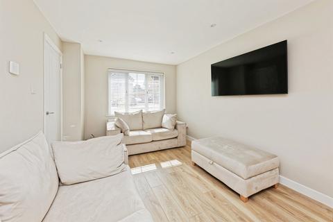 2 bedroom semi-detached house for sale, Wordsworth Gardens, Aylesham, Canterbury