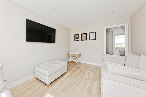 2 bedroom semi-detached house for sale, Wordsworth Gardens, Aylesham, Canterbury