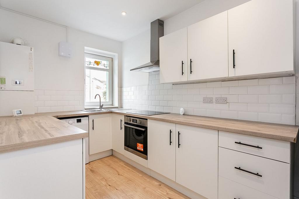 Apartment in Edinburgh - View 5