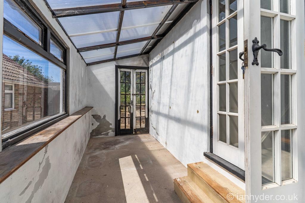 House in Wooingdean, Brighton - More
