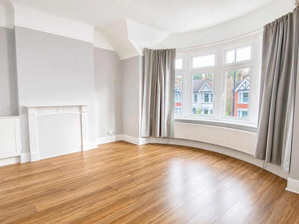 Apartment in Purley
