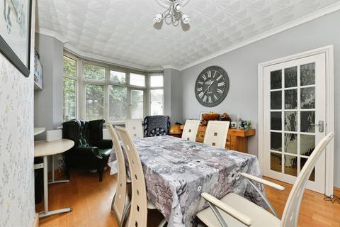 3 bedroom semi-detached house for sale, Latton Road, Bristol