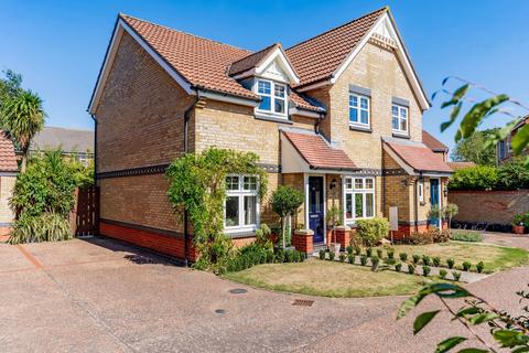 2 bedroom semi-detached house for sale, Wilks Farm Drive, Sprowston