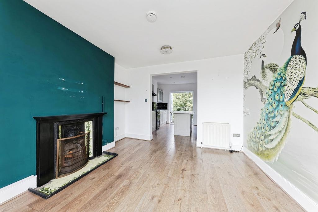 Apartment in Kent - View 4