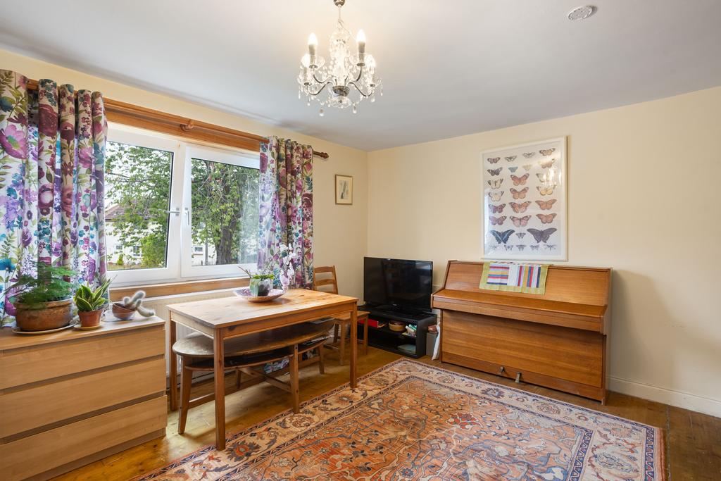 Apartment in Edinburgh - View 4