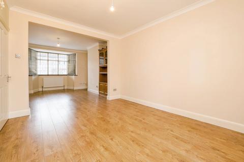 3 bedroom terraced house for sale, Strathmore Gardens, Hornchurch, RM12