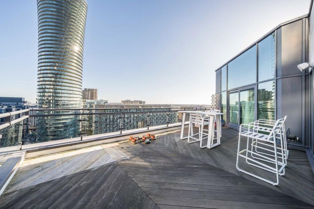 Apartment in London - View 2