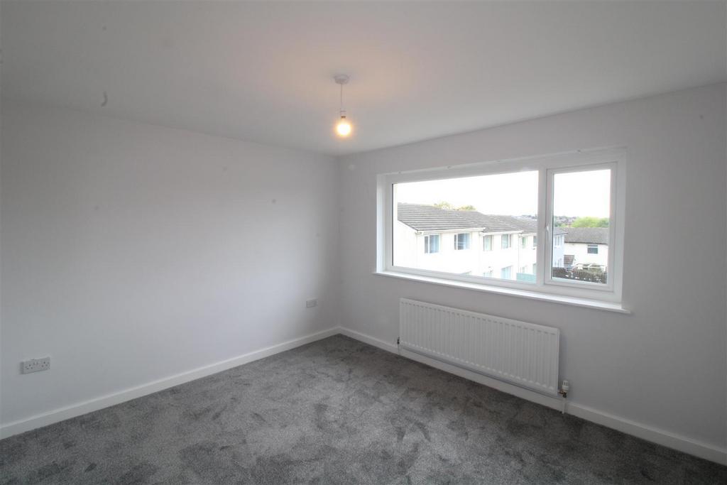 House in Newcastle Upon Tyne - View 5