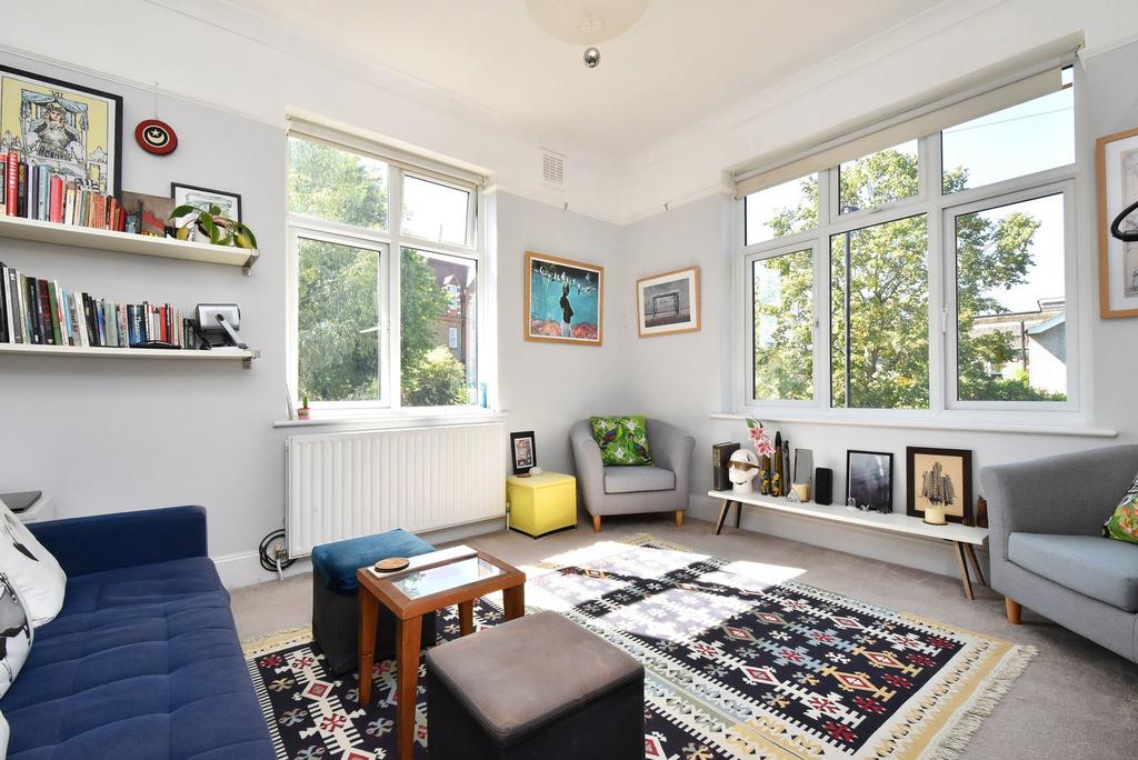 Apartment in London - View 2