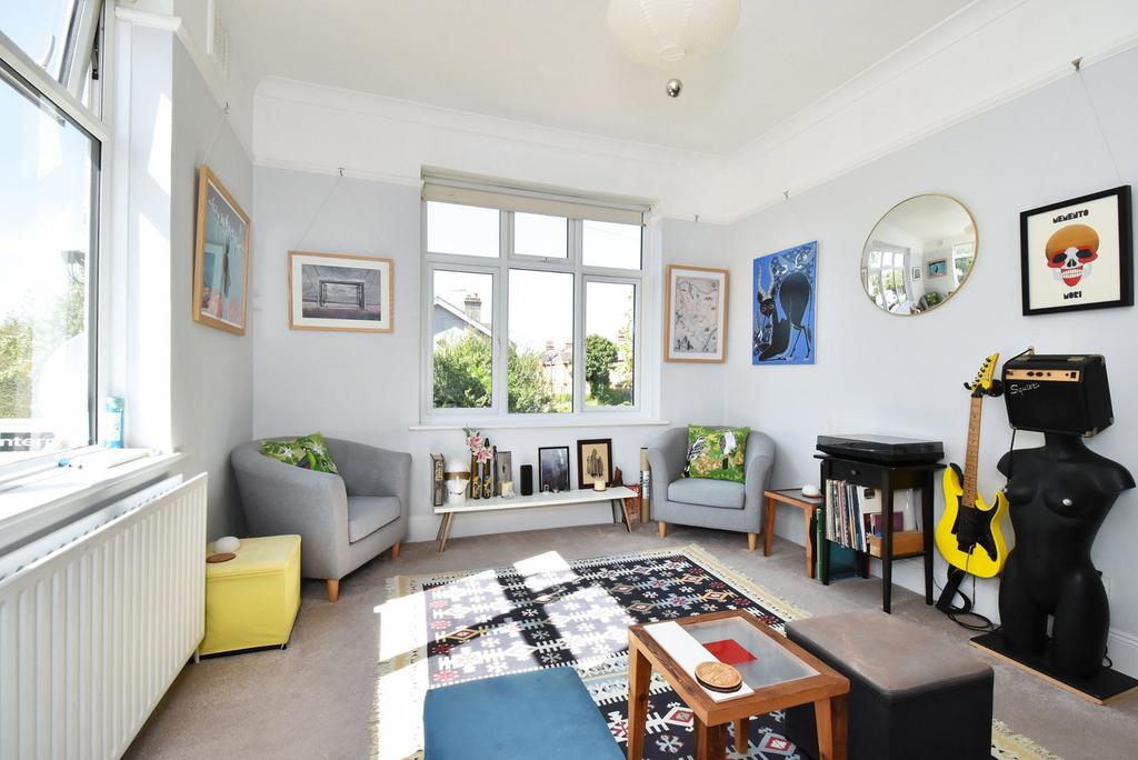 Apartment in London - View 3