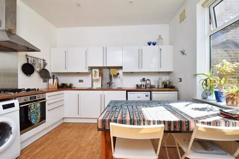 2 bedroom flat to rent, Vancouver Road, London, SE23 2AH
