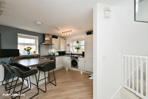 3 bedroom semi-detached house for sale, Maskin Drive, Biggleswade, SG18