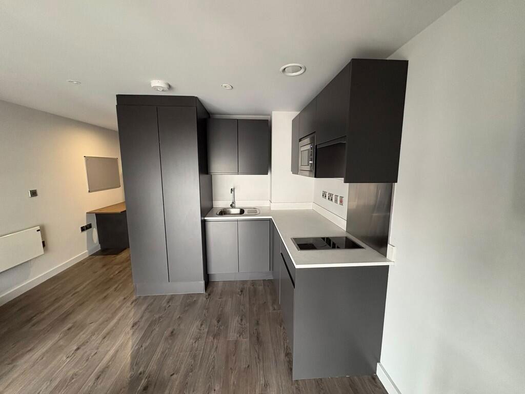 Apartment in Liverpool - View 3