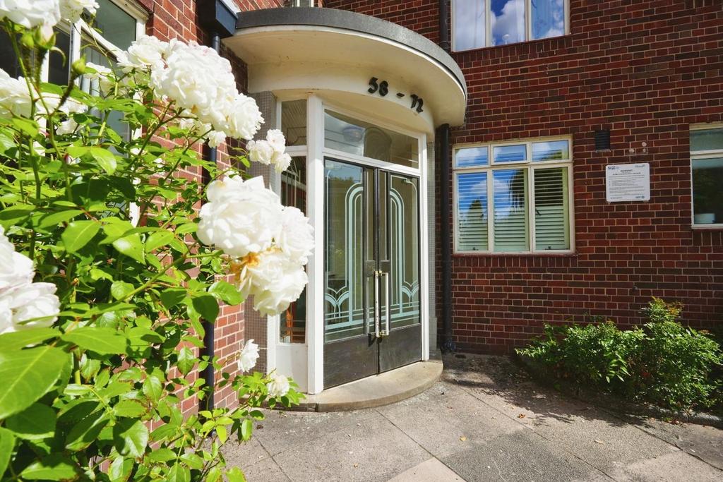 Apartment in Manchester - View 3
