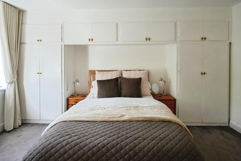 Apartment in Manchester - View 5