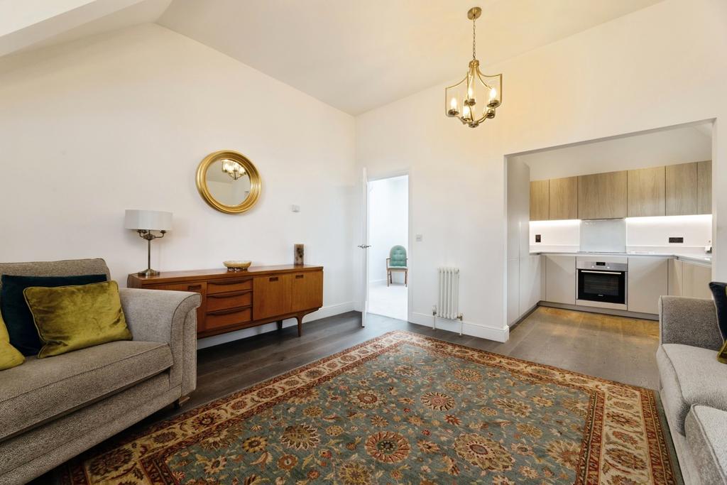 Apartment in Ilford - View 5