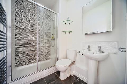 2 bedroom flat for sale, Skye Crescent, Newton Leys, Bletchley, Milton Keynes, MK3