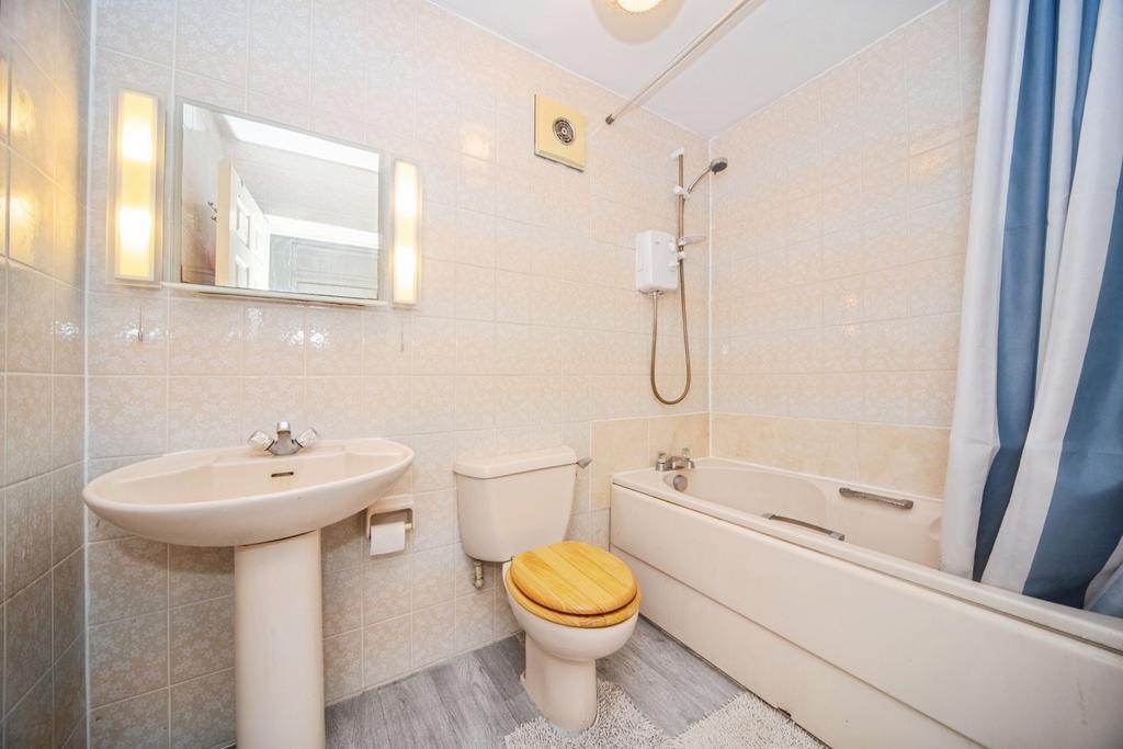 Apartment in Hampshire - More