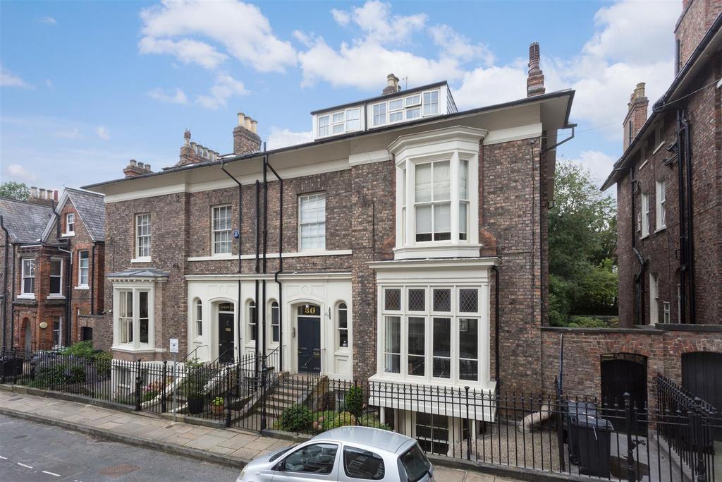 Apartment in York