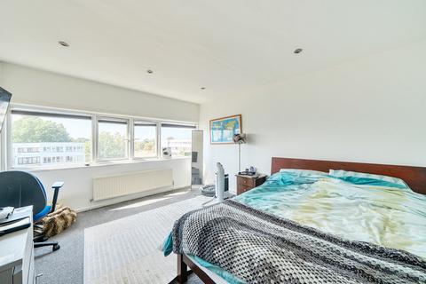 undefined, Huntingdon Close, Mitcham CR4