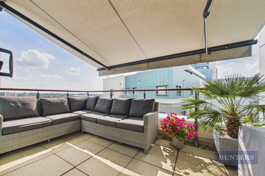 Apartment in Southampton - View 4
