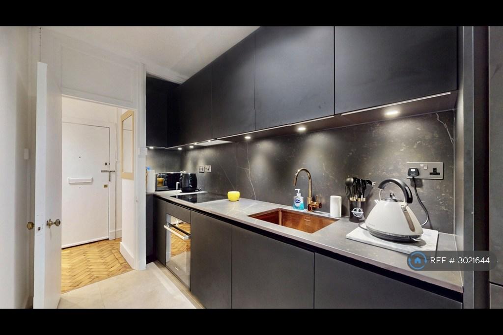 Apartment in London - View 2