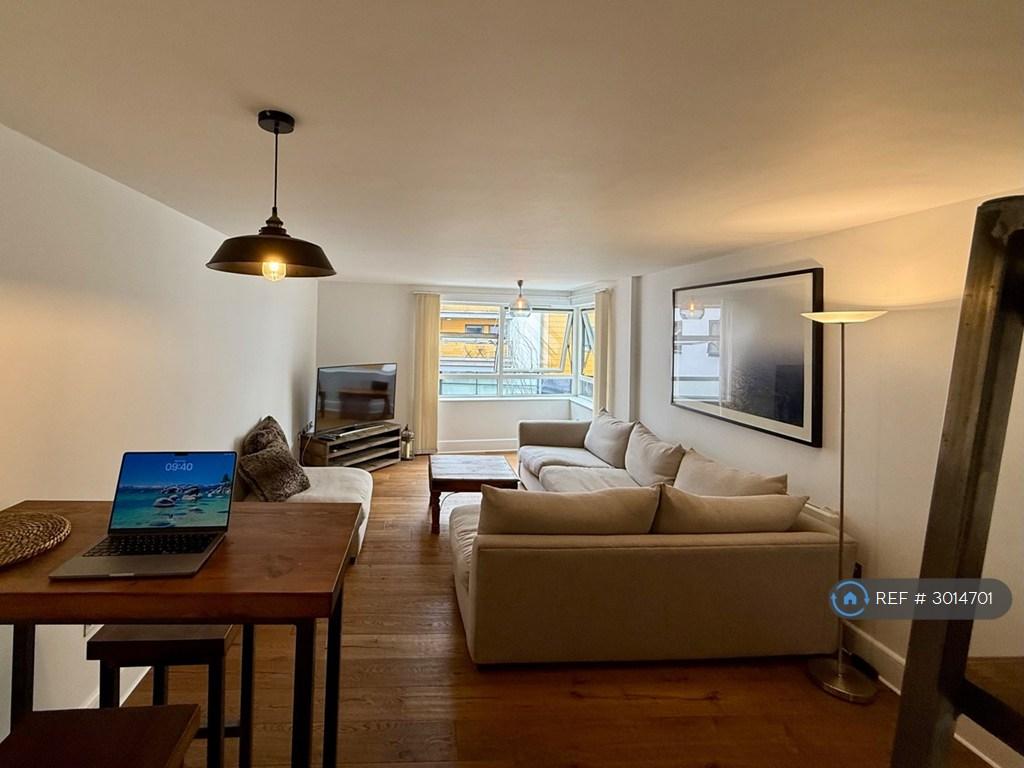 Apartment in London - View 3