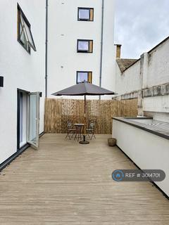 2 bedroom flat to rent, Angel Wharf, London, N1