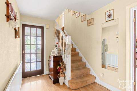 4 bedroom semi-detached house for sale, Ivy Chimneys, Epping CM16