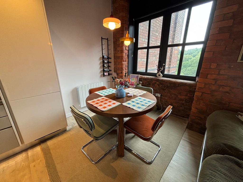 Apartment in Stockport, Greater Manchester - View 2