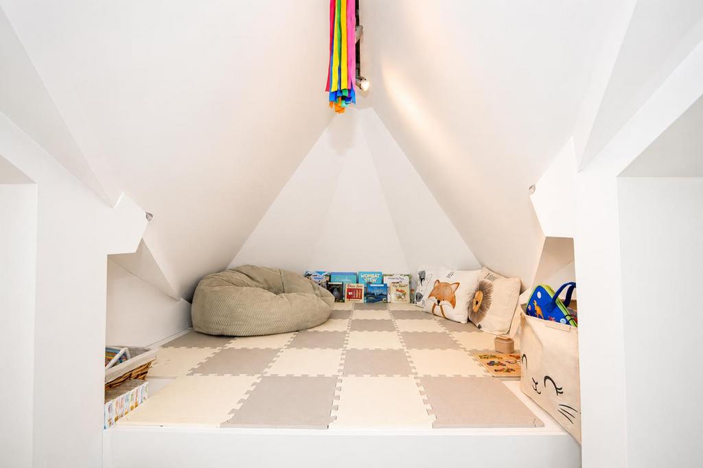 Apartment in East Finchley - View 5