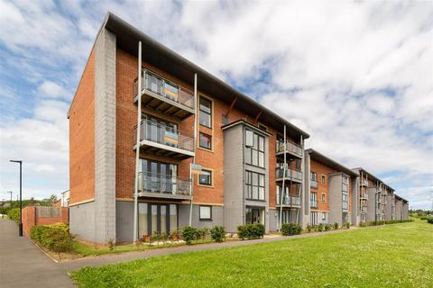 2 bedroom flat for sale, Elmwood Park Court, Great Park, NE13