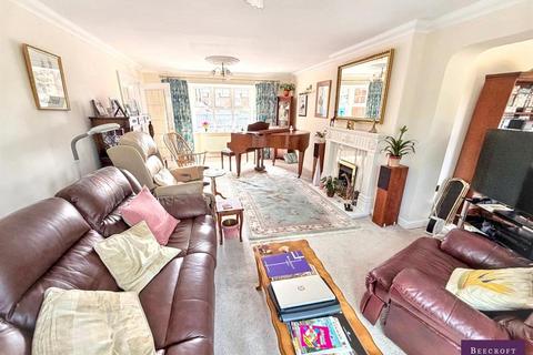 5 bedroom detached house for sale, Briery Meadows, Hemingfield, Barnsley