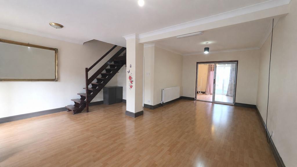 House in Ilford - View 2