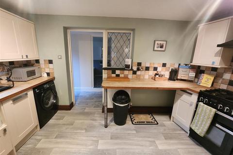 3 bedroom semi-detached house to rent, Hawthorns Road, Drybrook