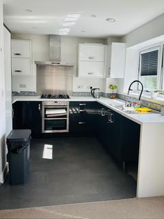 4 bedroom semi-detached house to rent, Hawksbill Way, London Road, PE2