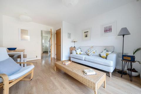 2 bedroom terraced house for sale, Linnitt Road, Snodland