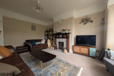 5 bedroom semi-detached house for sale, Redburn Drive, Shipley, BD18