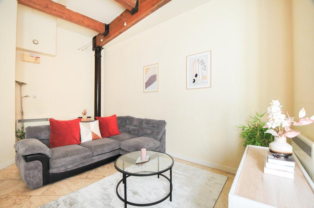 Apartment in Manchester - View 3
