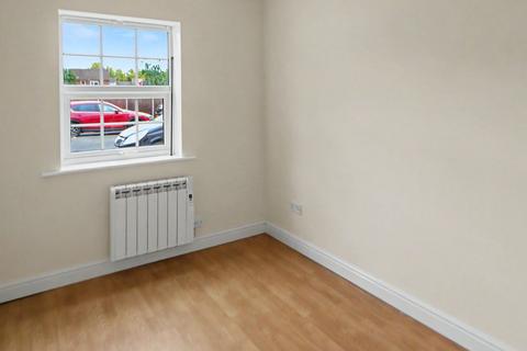 2 bedroom apartment to rent, Lymington Road, Stevenage SG1