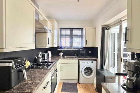3 bedroom bungalow for sale, Pembury Grove, Bexhill-on-Sea, TN39