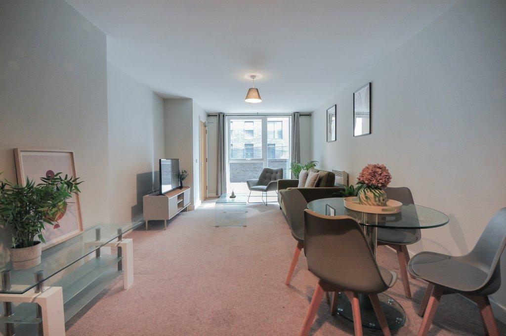 Apartment in Salford - More